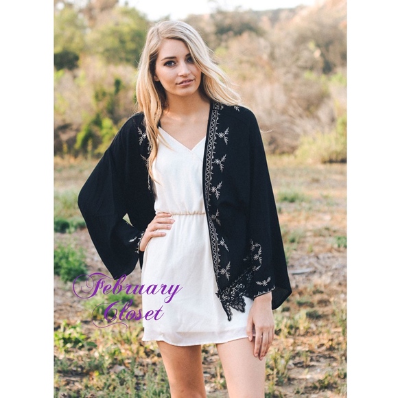 Black & White Embroidered Kimono. - Picture 2 of 3